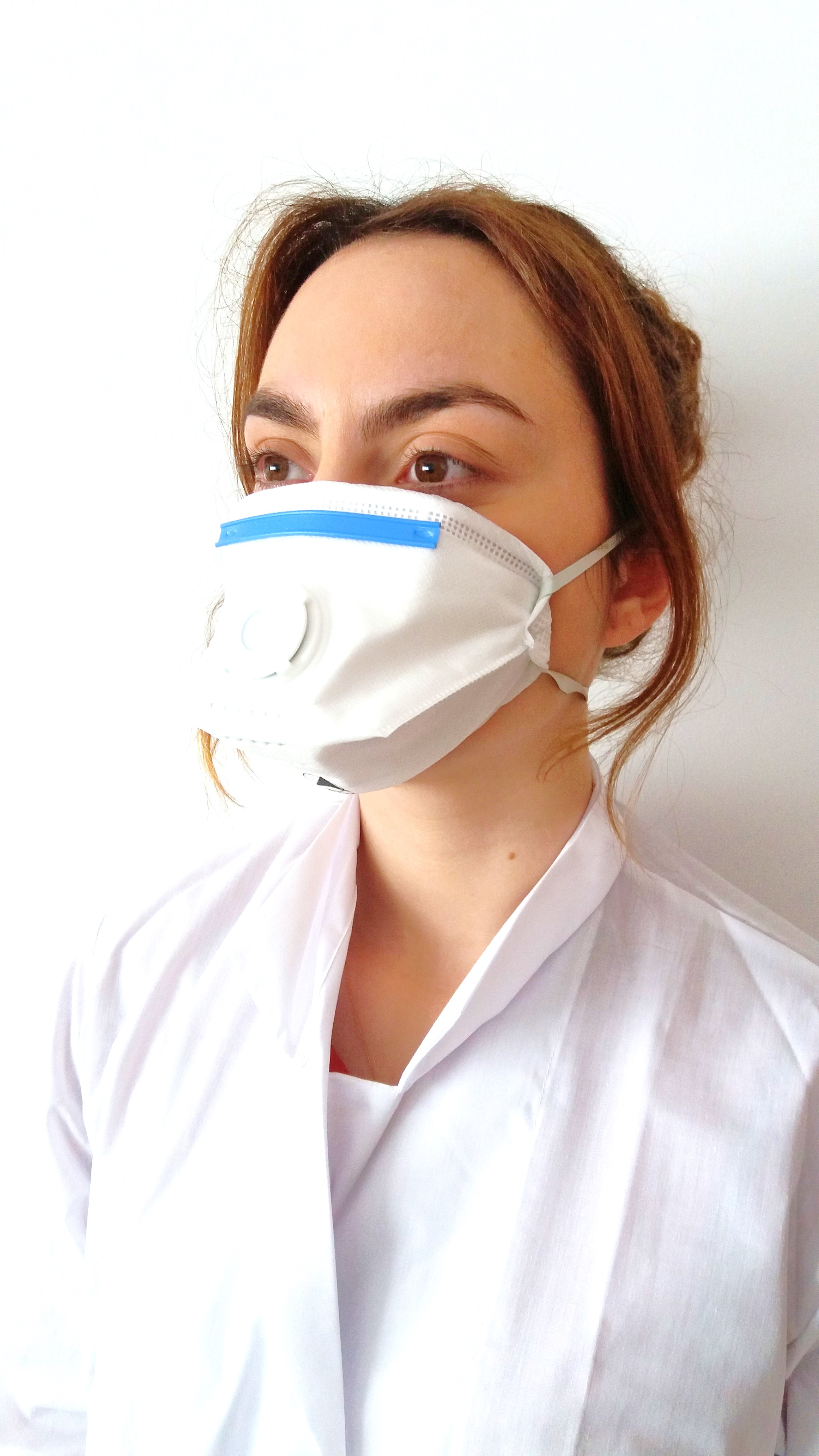 Μάσκα αναπνευστική υψηλής προστασίας FFP3D, με βαλβίδα